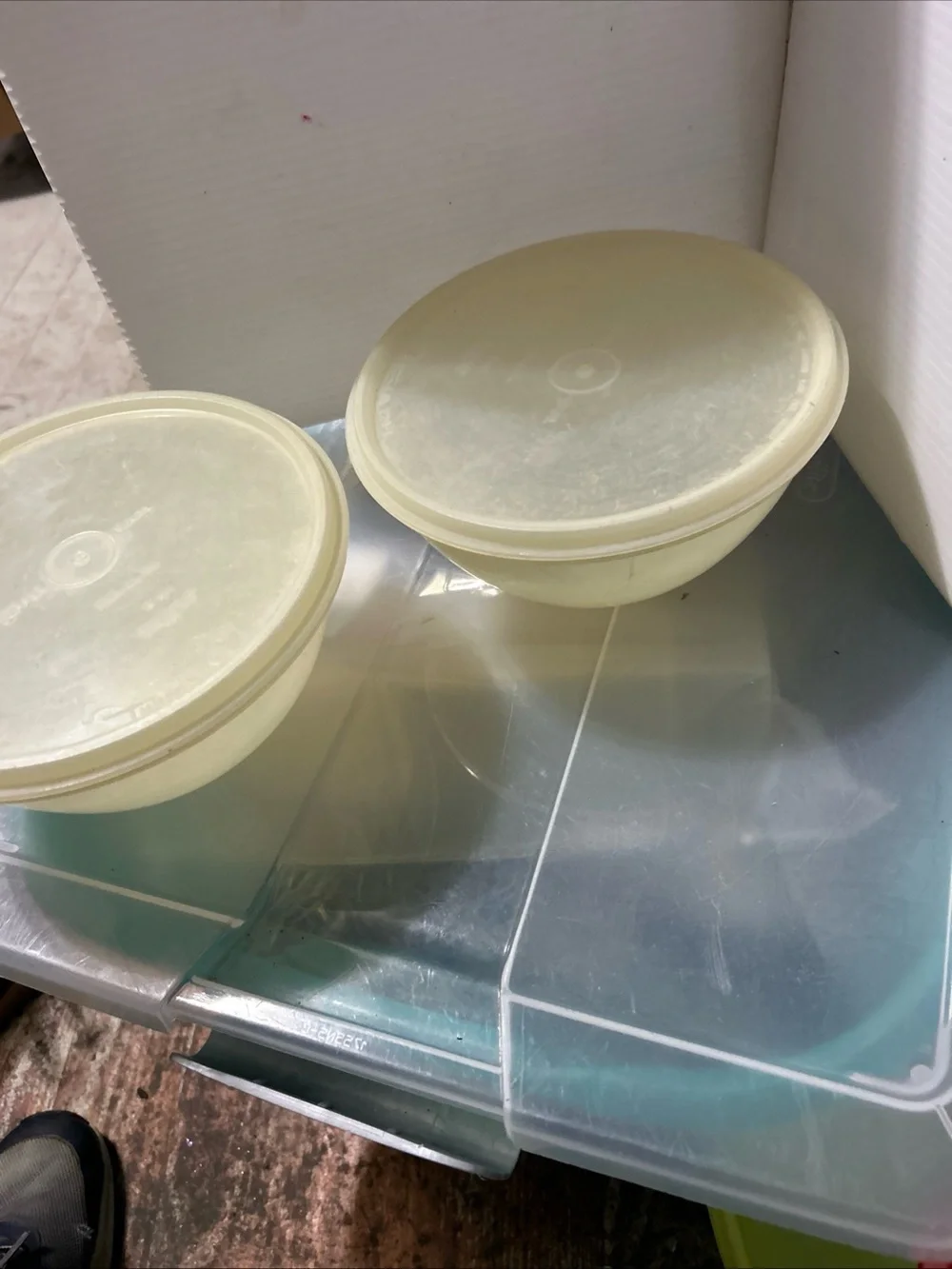 Set of Two Round Food Storage Containers in Pale Yellow